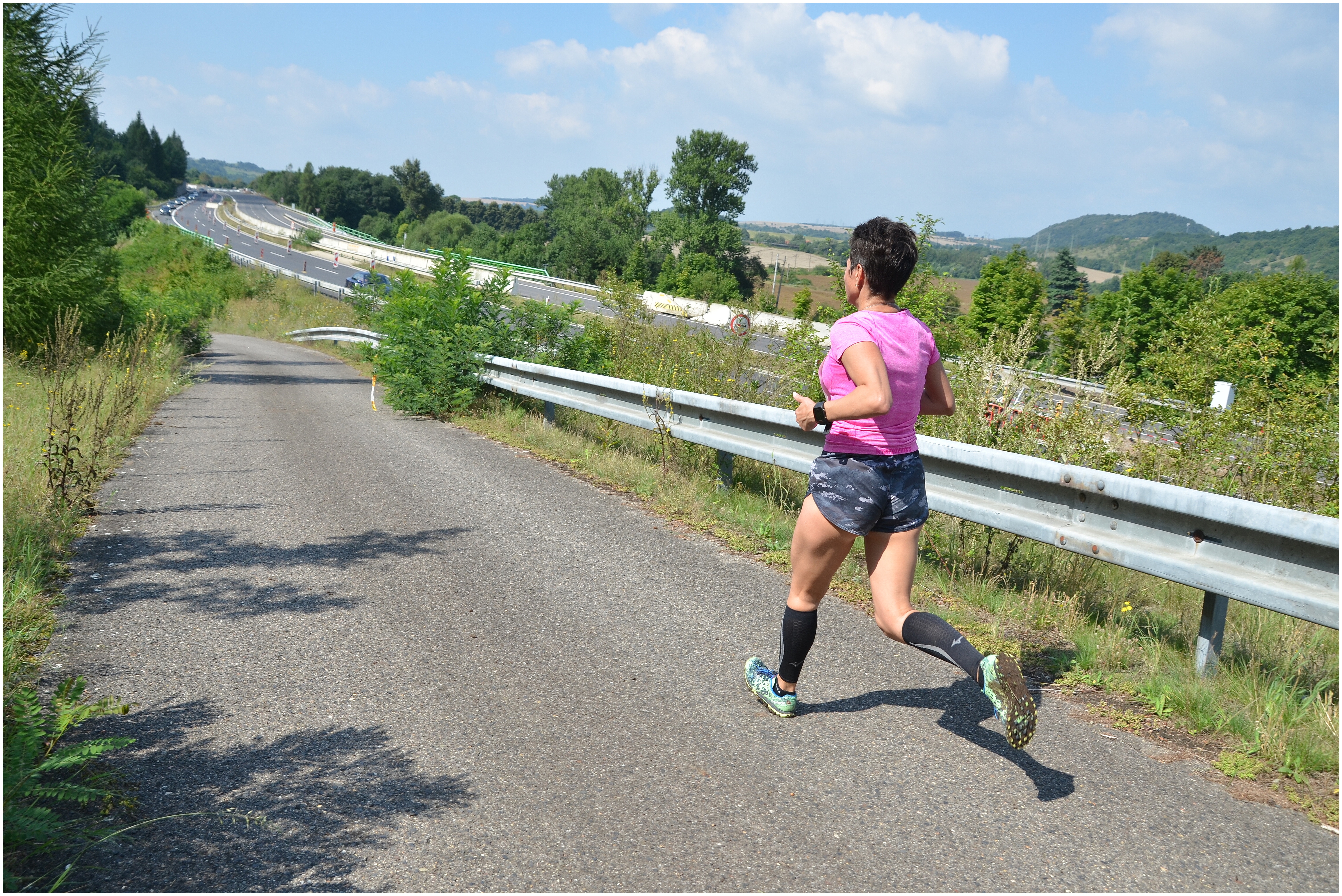 Pincovi dáme pořádnou cihlu na záda