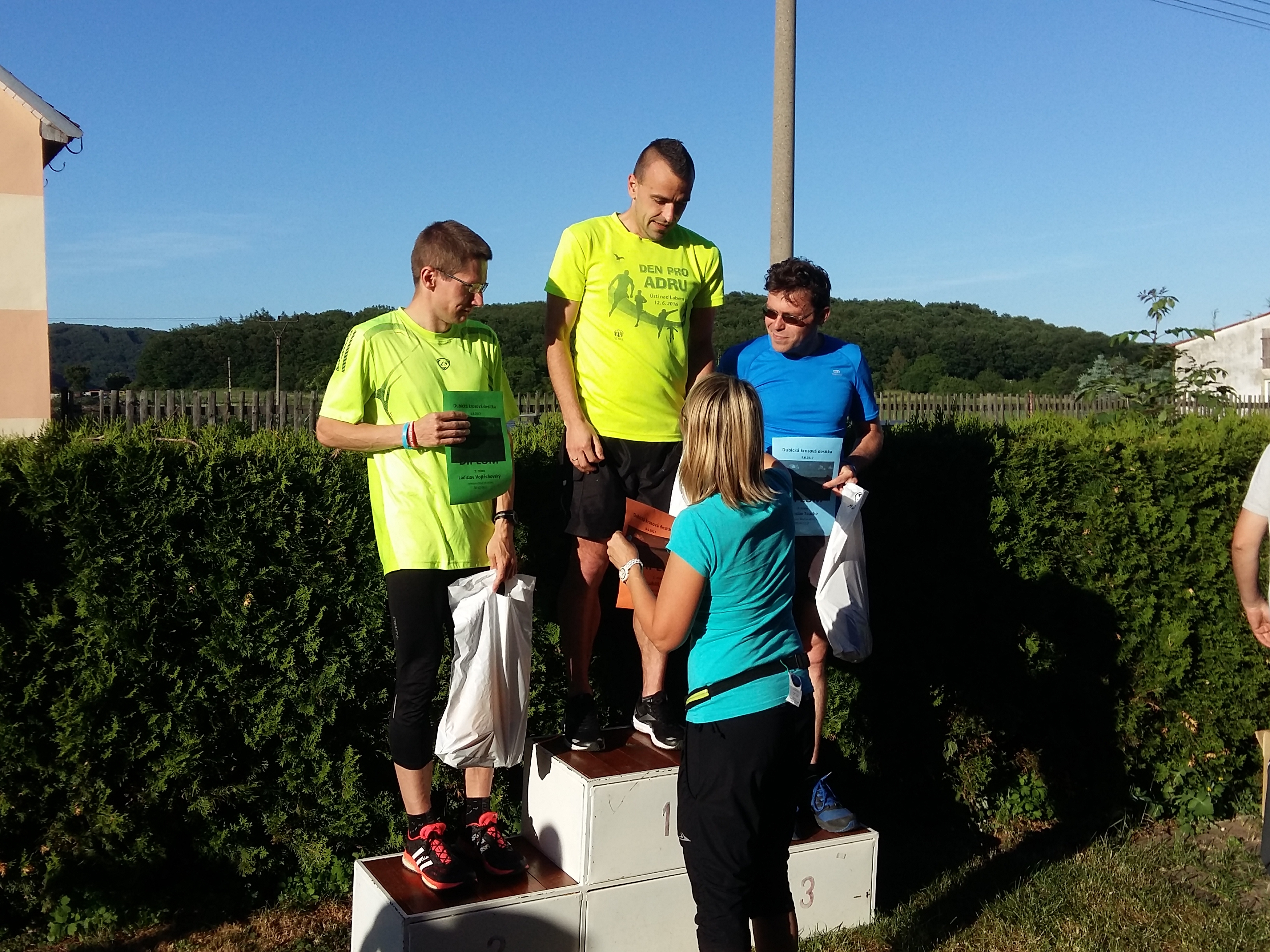 Těžká Dubická krosová desítka, pod čtyřicet minut to zmáčkli jen Ti nejlepší