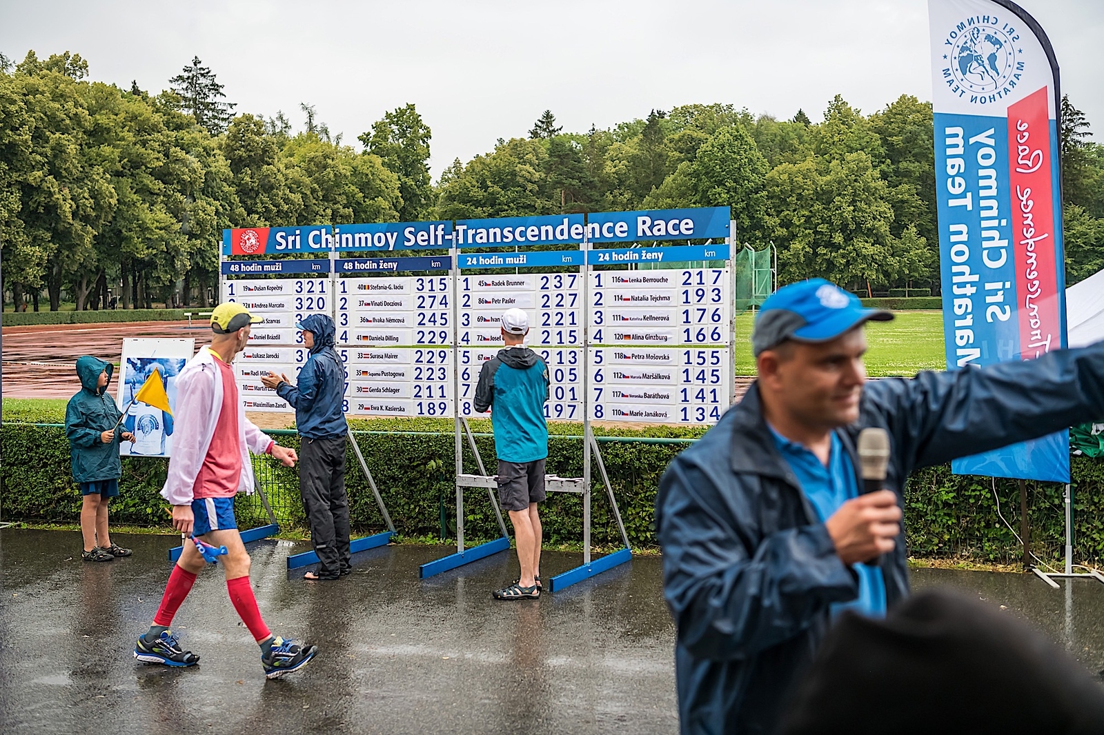 Lenka Berrouche se stala Mistryní ČR v běhu na 24 hodin. Uběhla přes 217 kilometrů, jak hodně to vlastně je?