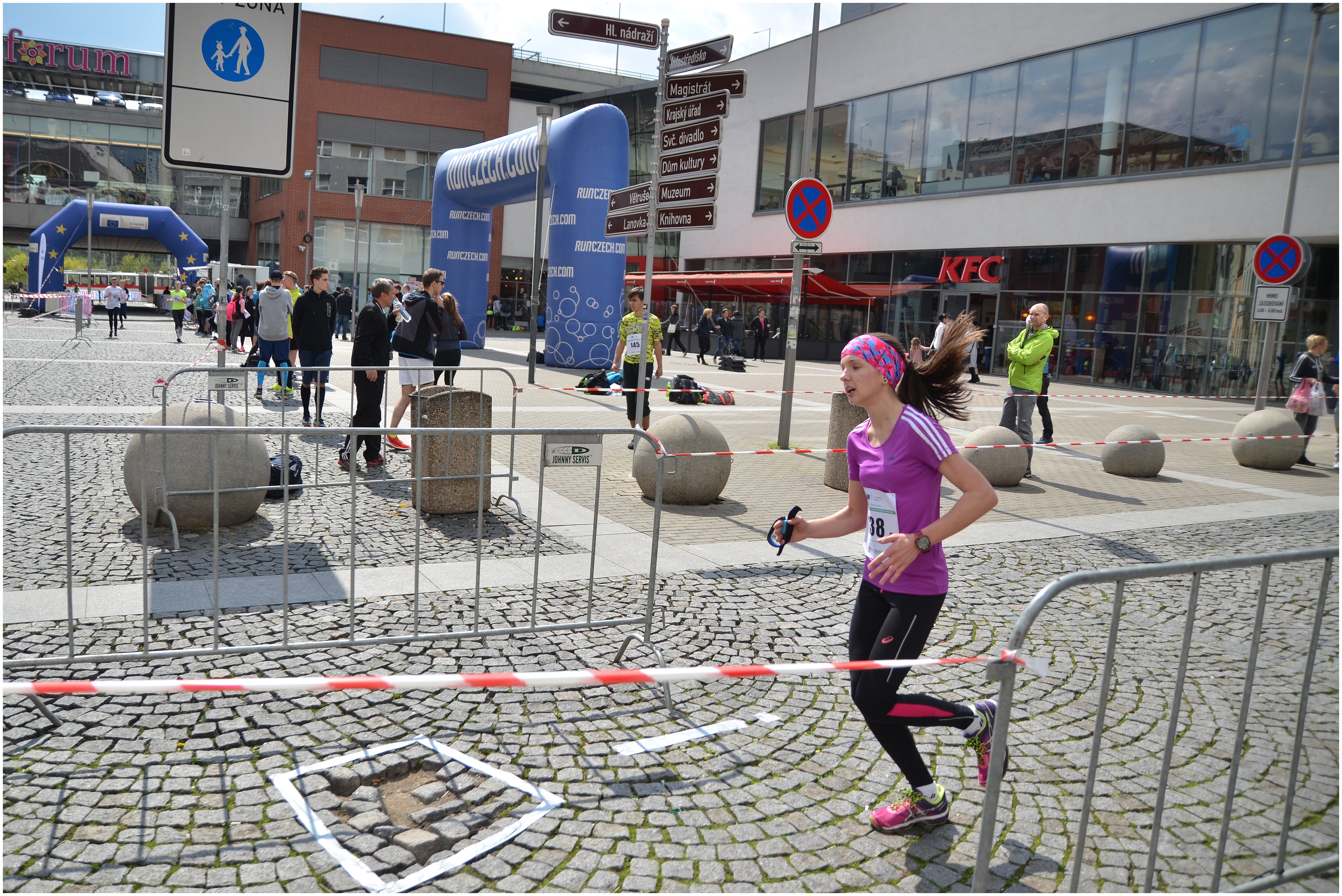 Juniorský maraton vyhráli studenti z Teplic